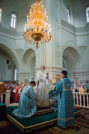 Божественная литургия в праздник Рождества Пресвятой Богородицы