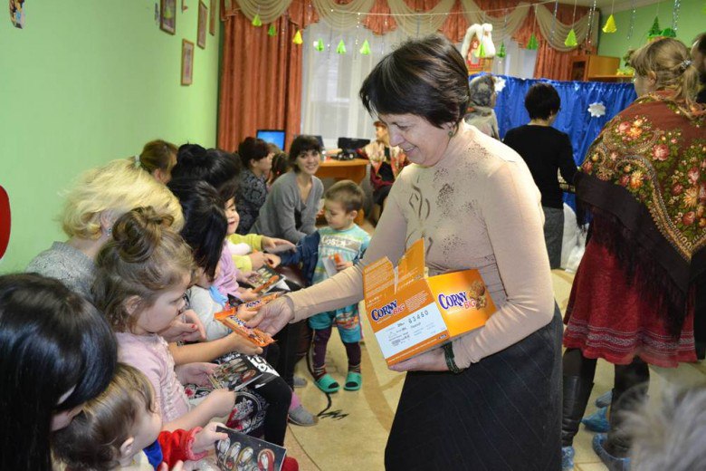 Социальный отдел Успенского собора посетил Кризисный центр помощи женщинам в Астрахани