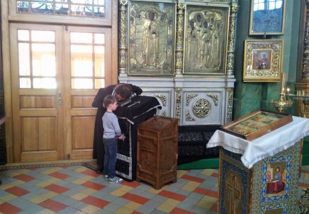 Великая Суббота. Архиерейское богослужение в Покровском кафедральном соборе г. Астрахани