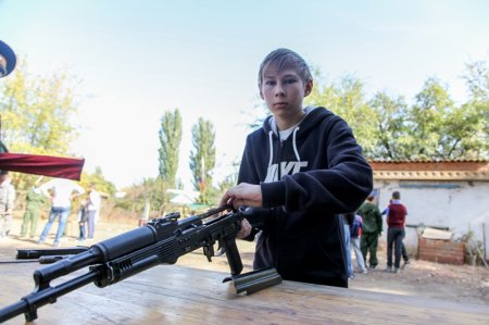 Казаки провели военно-спортивные сборы для учеников воскресной школы