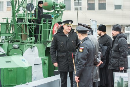 Глава Астраханской митрополии посетил бригаду кораблей Каспийской флотилии