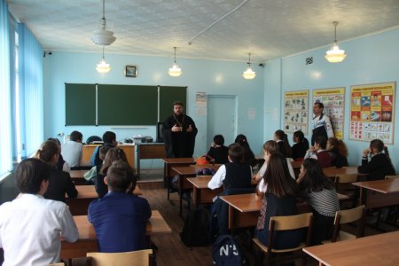 Преображенское благочиние Астраханской епархии налаживает сотрудничество со школами округа