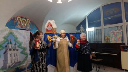 Социальная служба Успенского кафедрального собора провела несколько поздравительных мероприятий