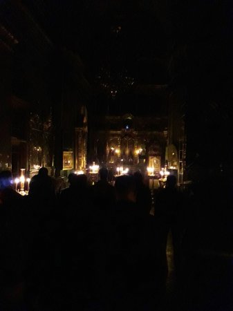 Ночная литургия в Покровском соборе