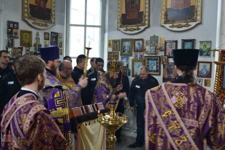 Митрополит Никон посетил исправительную колонию №6 г. Астрахани