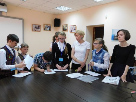 В Православной гимназии вышел первый номер школьной газеты «Слово гимназиста»!