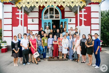 В Астрахани была совершена очередная молодежная Литургия
