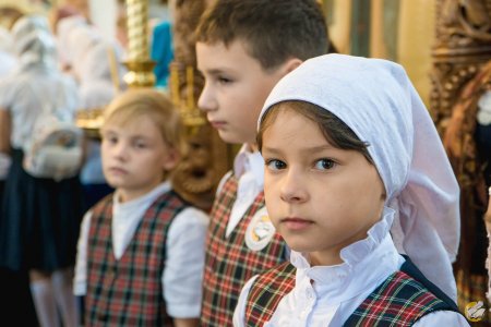 Школьная Божественная литургия в Православной гимназии