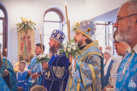 Престольный праздник в кафедральном соборе Владимирской иконы Божией Матери г. Ахтубинска