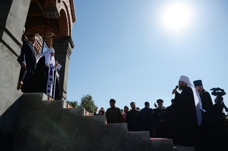 Святейший Патриарх Кирилл посетил строящийся Свято-Троицкий храм в Астрахани