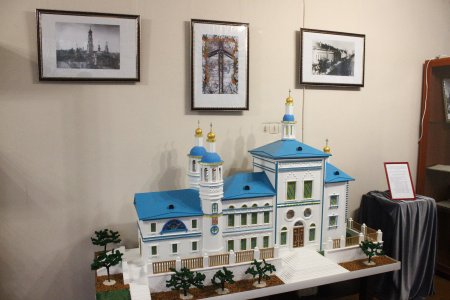 В Астрахани открылась выставка «Воспоминание о храме. Церковь Рождества Пресвятой Богородицы»