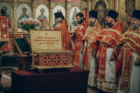 В Астрахань прибыл ковчег с мощами святых новомучеников и исповедников Церкви Русской