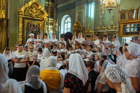 Сводный детский хор будет петь за архиерейским богослужением в Покровском соборе