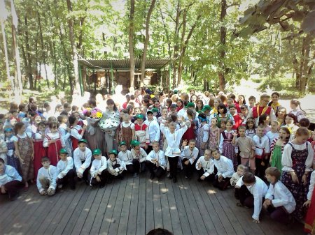 Певчие детского хора «Воскресение» приняли участие в хоровой смене православного лагеря 
