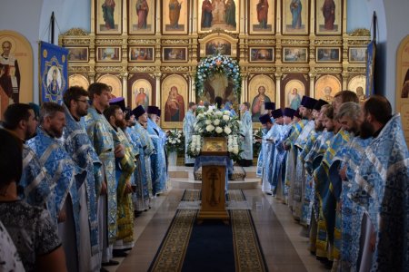 Престольный праздник в кафедральном соборе г. Ахтубинска