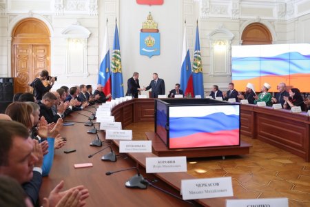 Состоялась церемония введения в должность временно исполняющего обязанности губернатора Сергея Морозова
