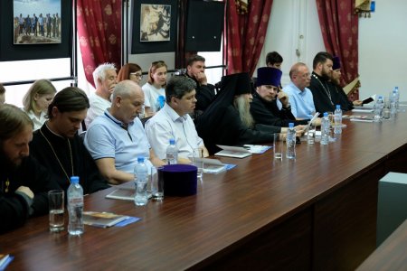 В Астрахани прошла конференция «Подвиг новомучеников Российских ХХ века»