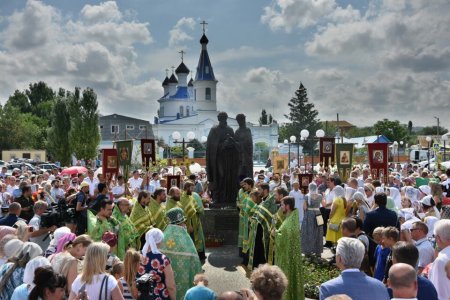7 и 8 июля 2019 года Молодежный отдел Астраханской епархии приглашает всех на праздничные мероприятия, приуроченные к этим праздникам