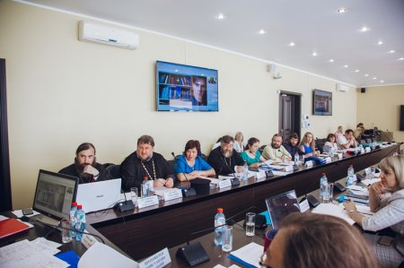 В Астрахани подвели итоги конкурса «За нравственный подвиг учителя» по Южному федеральному округу