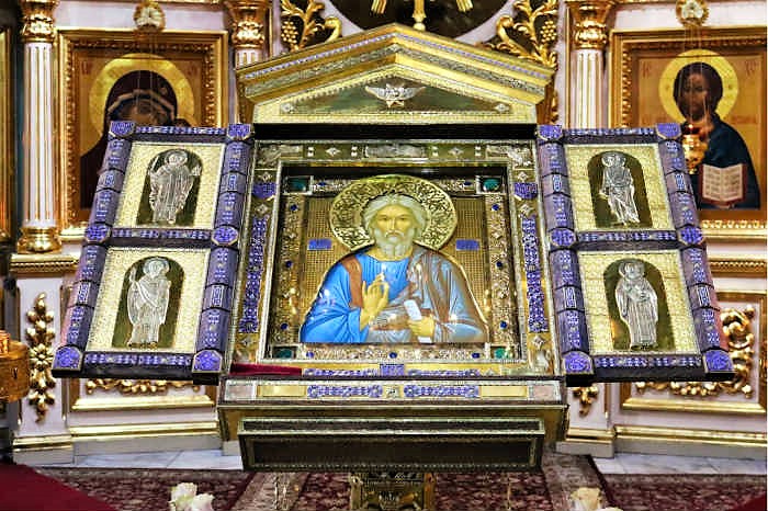 В Астрахань доставили главную икону ВМФ России — образ святого апостола Андрея Первозванного