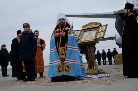В Астрахань прибыла икона небесного покровителя ВКС и ВДВ России