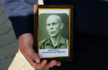 В Астрахани с почестями похоронен солдат Красной Армии Вячеслав Гладков
