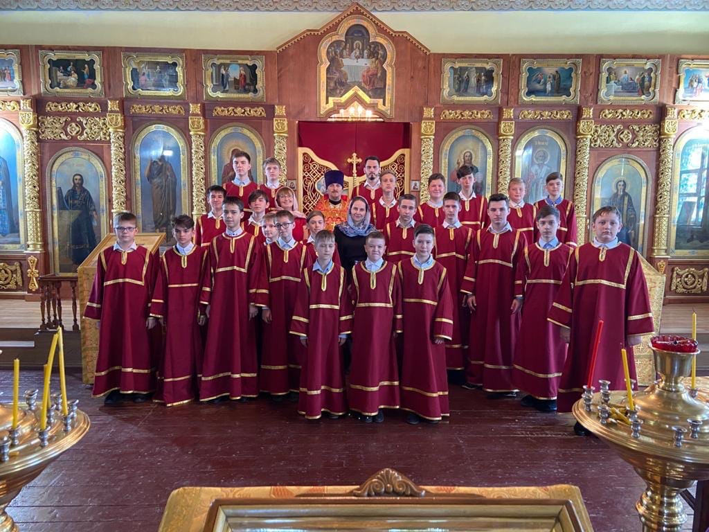 Праздничная литургия в Православной гимназии Астрахани
