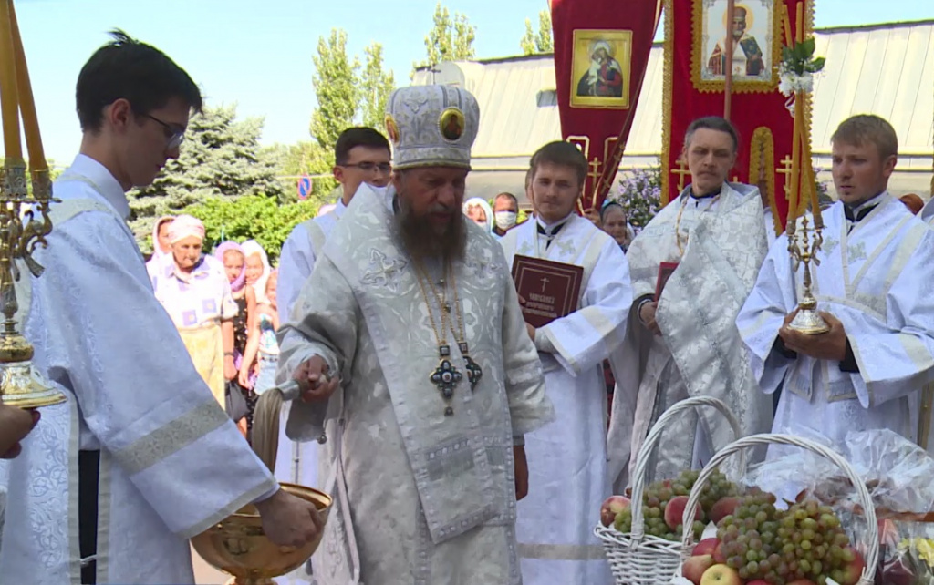 Видеосюжет государственной телерадиокомпании «Лотос»: Как православные астраханцы встретили праздник Преображения Господня