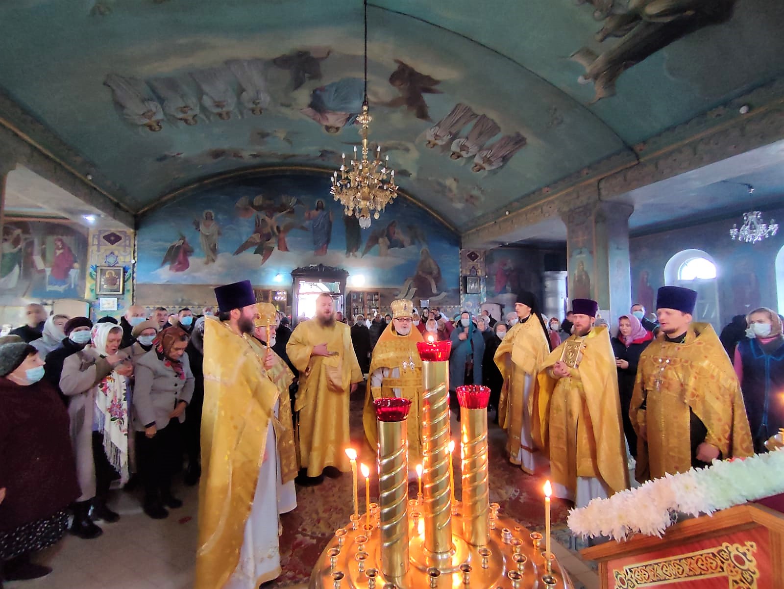 Престольный праздник в Иоанно-Златоустовском храме