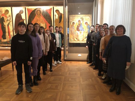 Ученики Православной гимназии с целью профориентации посетили Московскую духовную академию и Православный Свято-Тихоновский гуманитарный университет