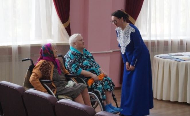 Праздничный концерт в Астраханском доме-интернате для престарелых и инвалидов