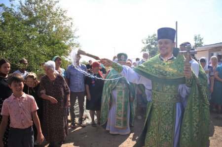 Престольный праздник в храме поселка Володарский