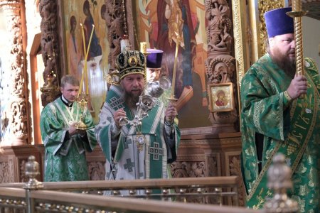 Церковные торжества по случаю принесения мощей преподобного Сергия Радонежского в Астрахань