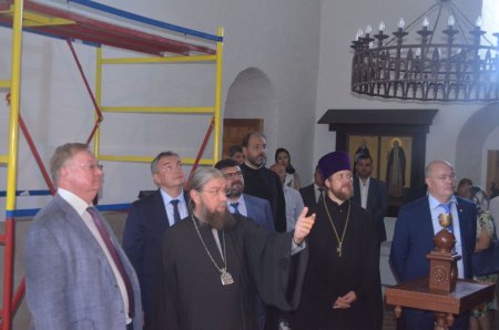 Председатель ИППО Сергей Степашин осмотрел восстановленный Троицкий монастырь Астраханского кремля