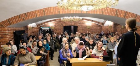 Состоялось открытие катехизаторских курсов для мирян при Покровском соборе г. Астрахани
