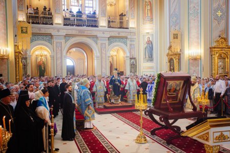 Митрополит Никон принял участие в торжествах на Дону, посвященных празднованию в честь Донского образа Божией Матери.
