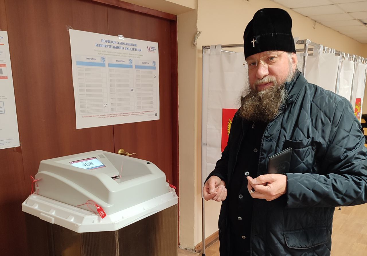 Митрополит Никон принял участие в выборах президента РФ