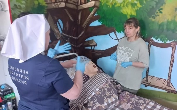 Больница Святителя Алексия провела в Астраханской епархии курсы для сестер милосердия