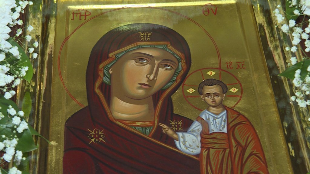 Астраханские православные отмечают день Казанской иконы Божией Матери