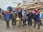 200 домов нуждающихся в Мариуполе отремонтировали православные добровольцы